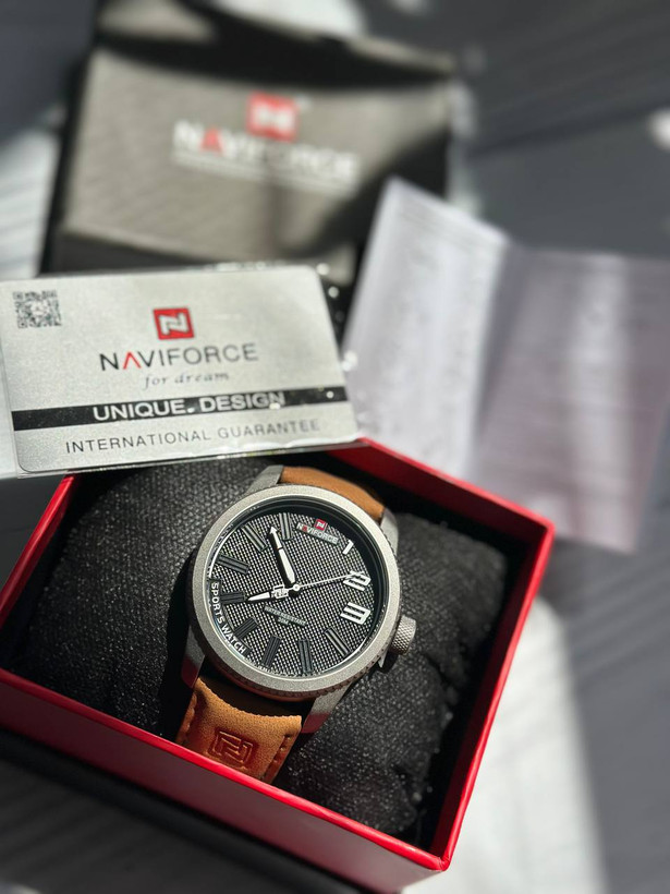 ساعت مردانه نیویفورس (Naviforce) مدل 9202 بند چرمی